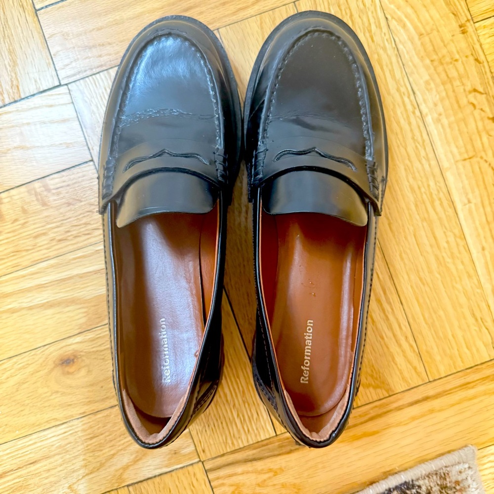 Reformation Women’s Chunky Agathea Black Loafers in 7.5